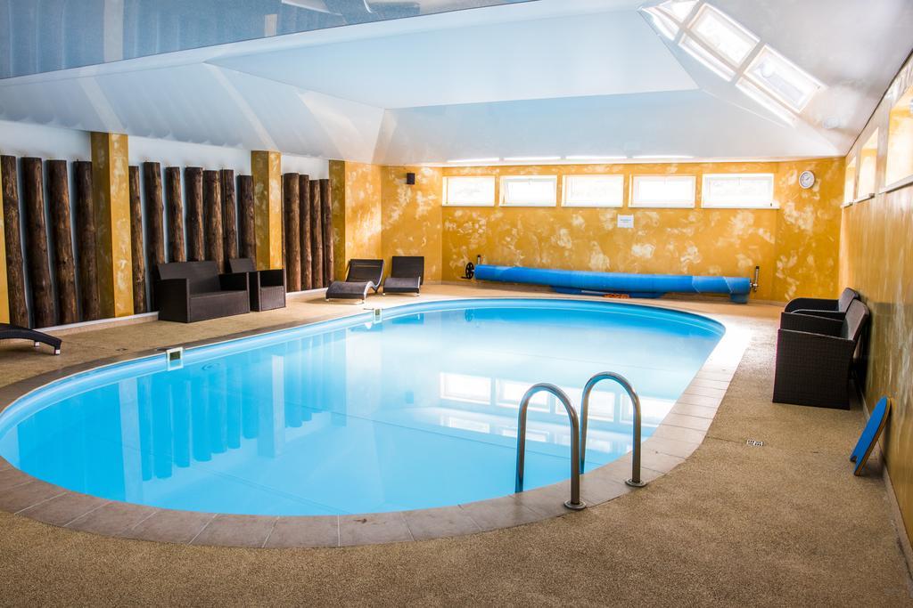 Hotel Kamei Snina Eksteriør billede